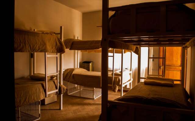 Loica Hostel