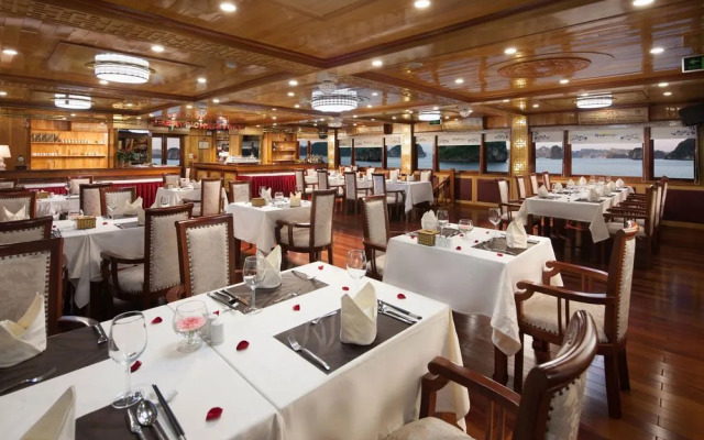 Royal Wings Cruise
