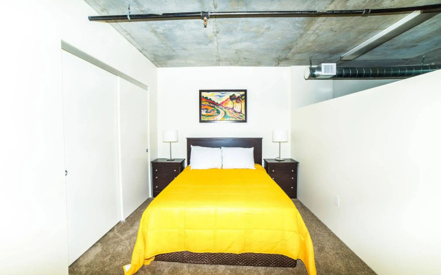 Hollywood Panorama Suites