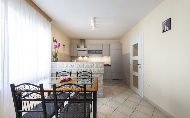 Holiday Home Swiss