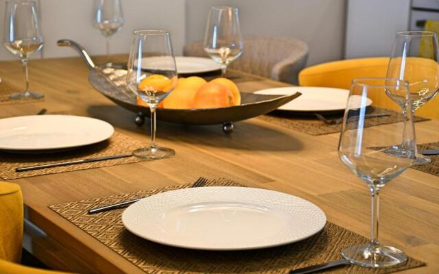 Yellow Jasper - Gemstone Getaway