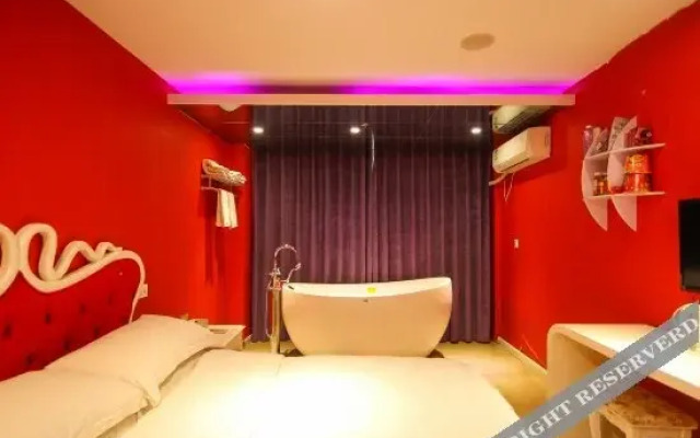 PAI Hotel·Suqian Shuyang  Three Horses Plaza Swan Lake
