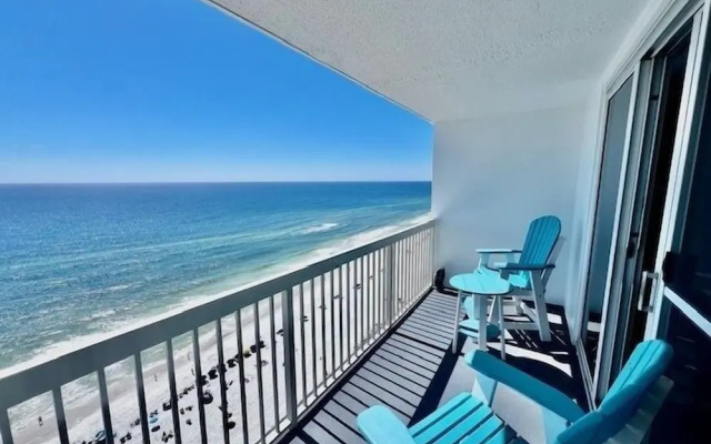 Pelican Beach 2004 1 Bedroom Condo by Pelican Beach Management