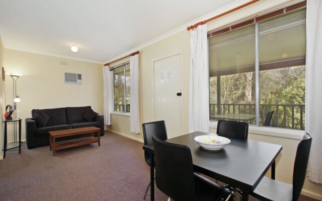 Snowstream Riverside Apartments - Unit 2