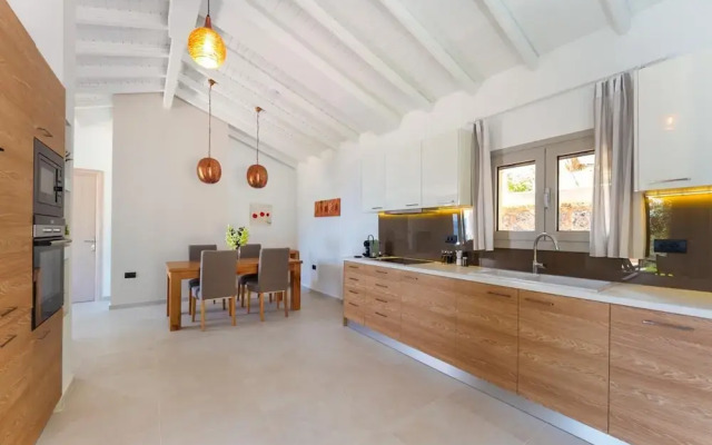 Simpson Secret Corfu - Secluded 1 Bedroom Hideaway