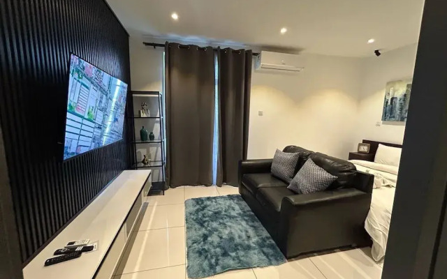 EBS LEGEND ONE BEDROOM DUPLUX embassy