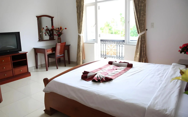 Pearl Service Apartment