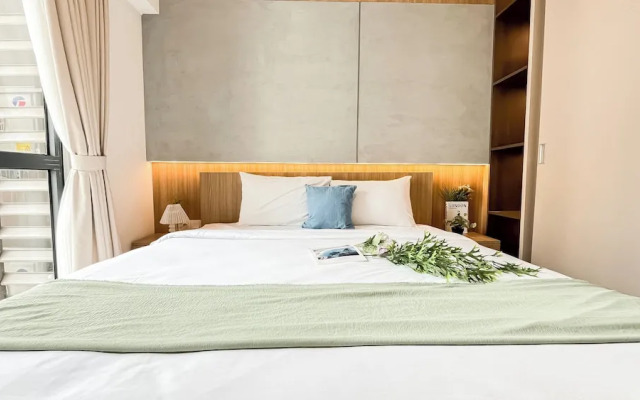 Spacious And Stylish 3Br At Sky House Bsd Apartment