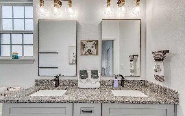Modern Pensacola Vacation Home w/ Private Pool!