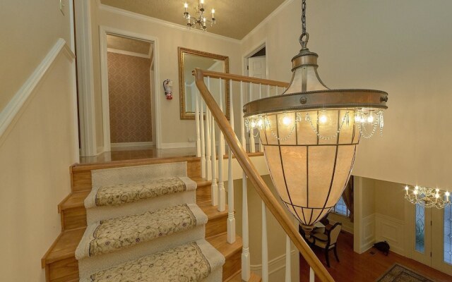 The Pillars Holiday home 9