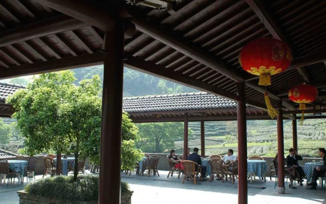 Plum Bamboo Resort Hotel Hangzhou