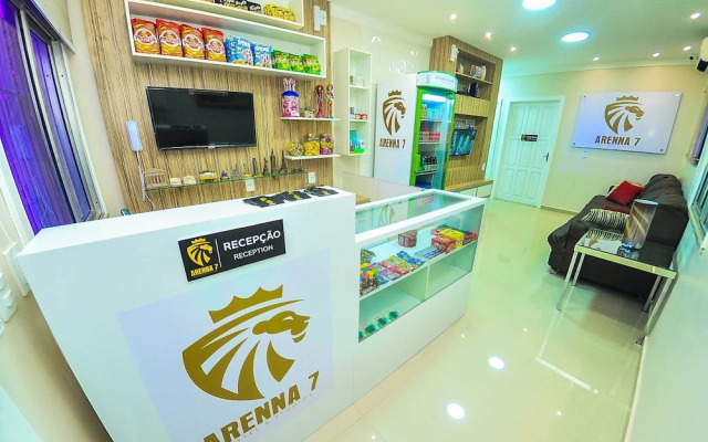 Arenna 7 Hostel & Studios