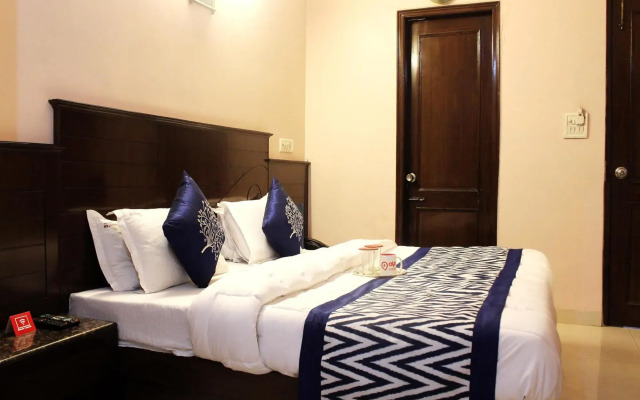 OYO Rooms Paharganj Near Bikaner Sweets