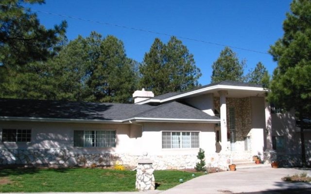 Legacies Bed & Breakfast