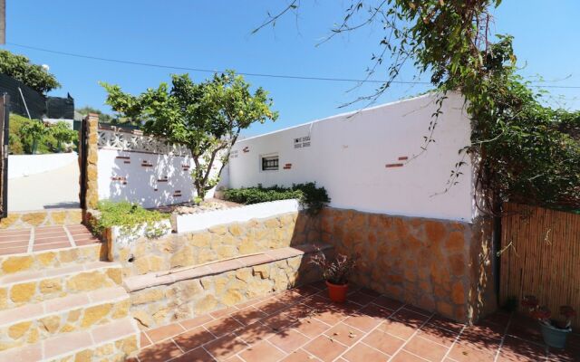 1056 Cortijo Cecilio