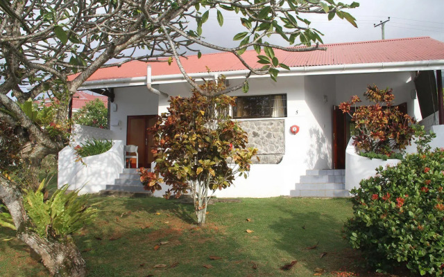 Daniella's Bungalows
