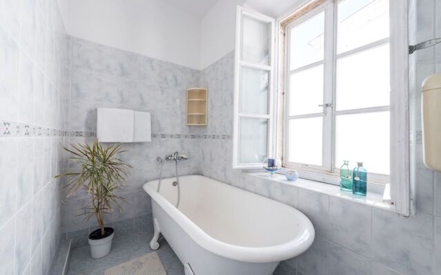 Villa Adriatica - 4 bedroom vacation house