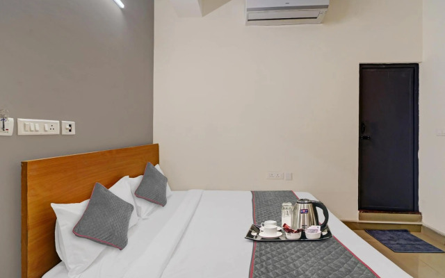 Oyo Townhouse 999 INN24 Airport