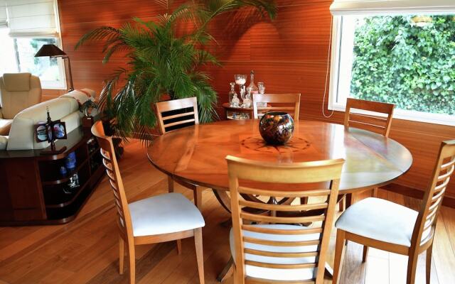 Luxurious Holiday Home in Sibiril Near Beach