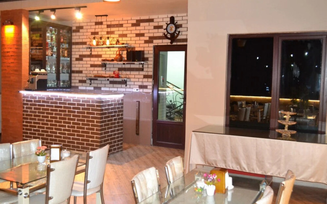 Elite House Hotel
