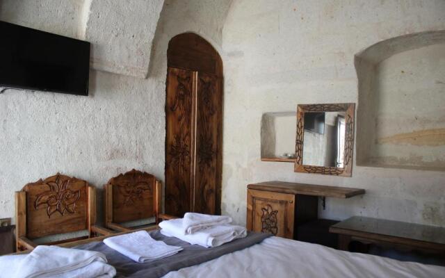 Rose Cave Hotel
