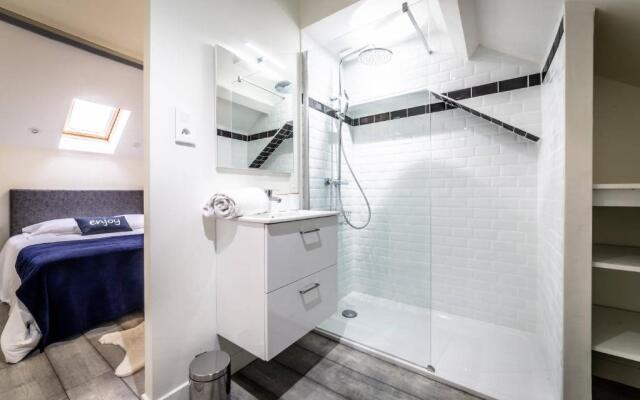 POMPIDOU #6 - Esprit maison de famille - 3 suites