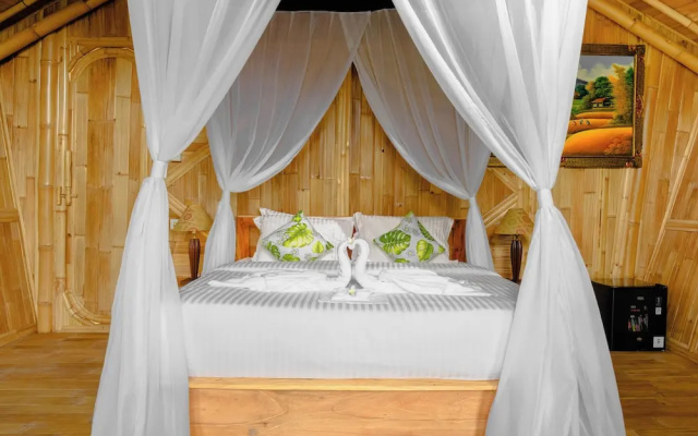 Aura Cendana Hill Sidemen by AGATA – Guest Rooms – Selat
