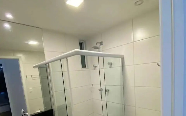 Edificio Promenade II Apt 205