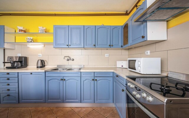 Awesome Home in Baderna With Wifi and 3 Bedrooms