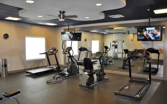 Holiday Inn Express & Suites Perry-National Fairground Area #34 by IHG