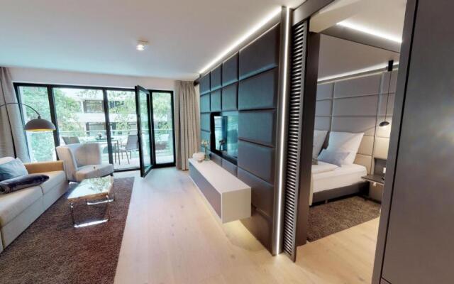 White Pearl Apartment 1.11