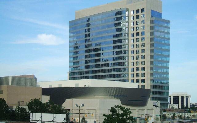 DoubleTree Suites by Hilton Charlotte - SouthPark