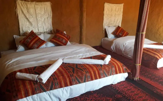 Luxury Restaurant Camp Saharatime