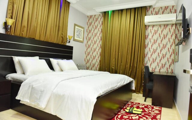 Somerset Suites