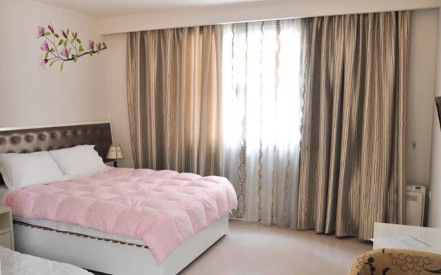 Select City Center Hotel