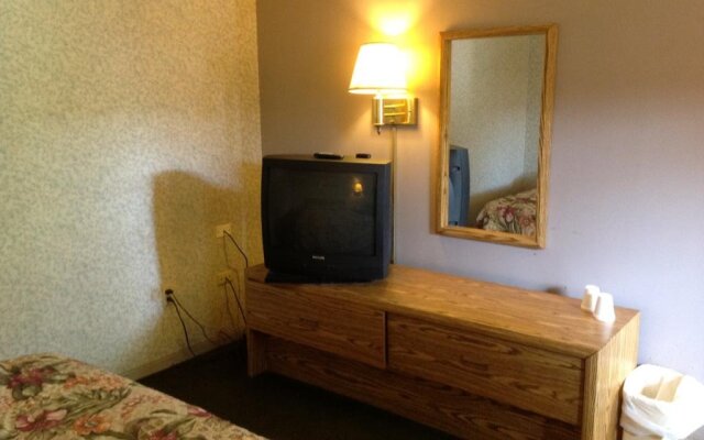 Liberty Inn North Lima