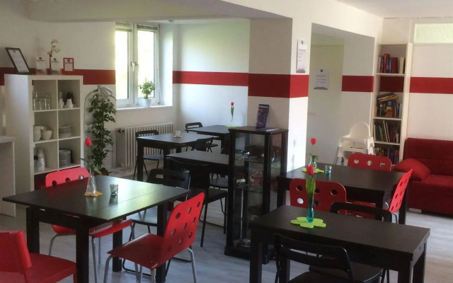 Flensbed Hotel & Hostel