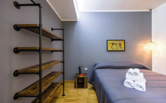 Fresh and Trendy Flat at Vomero