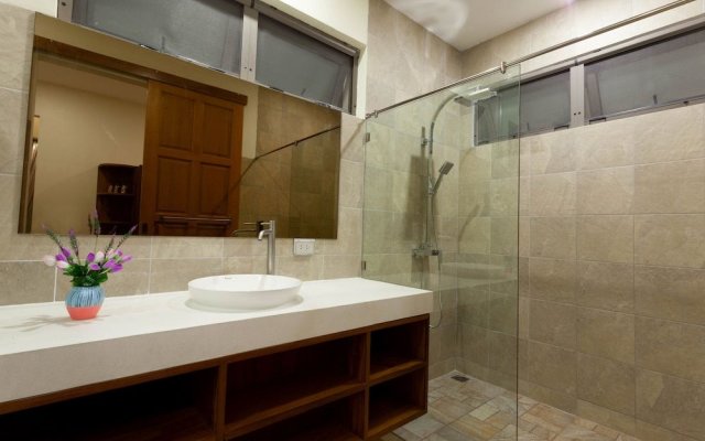 Tropical Bliss at Boutique Villa Sequoia