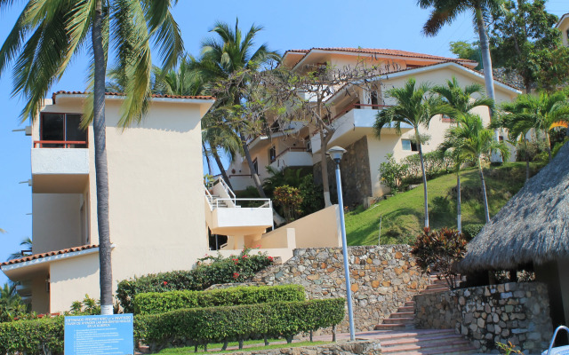 Villas del Palmar Manzanillo with Beach Club