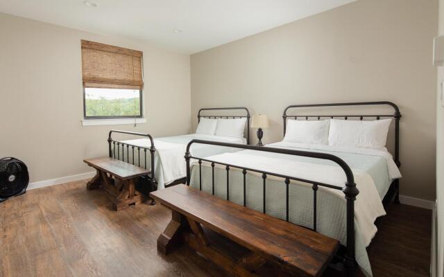 The White House on the Horseshoe