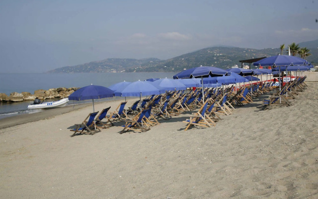 Hotel Leucosya