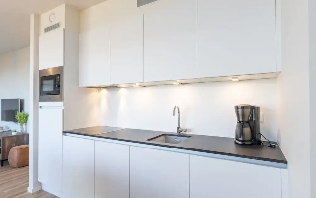 Apartment on the 2nd Floor for Family