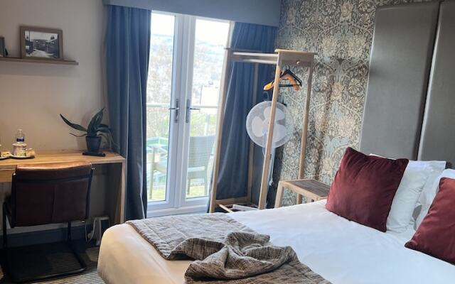 The New Hobbit Hotel Rooms