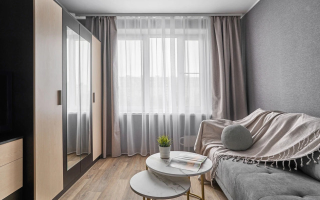 Светлый дом на Новочеркасском бульваре