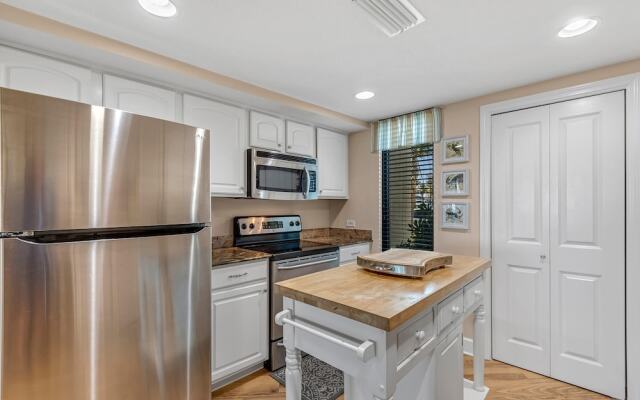 Perdido Towers East 104