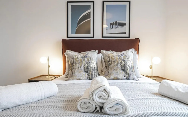 Two Bedroom Waterside Flat