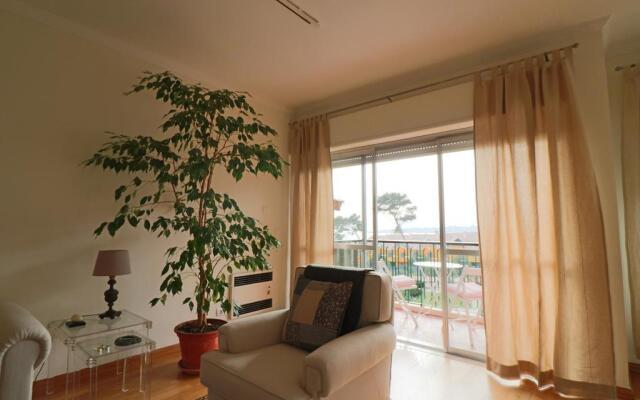 Cascais Estoril Apartment Near the Beach