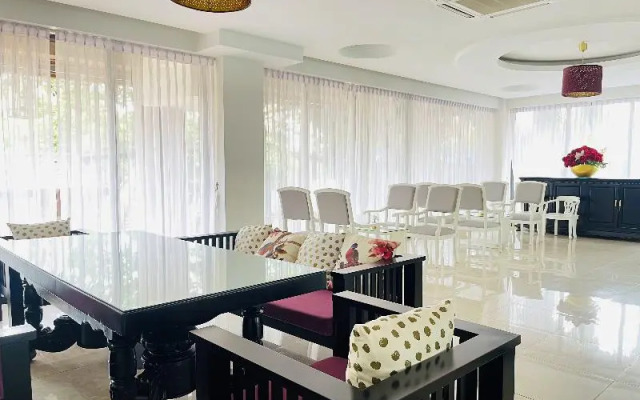 Jaya Suites Hotel