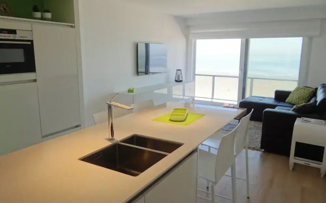 Apartment in Nieuwpoort With Terrace